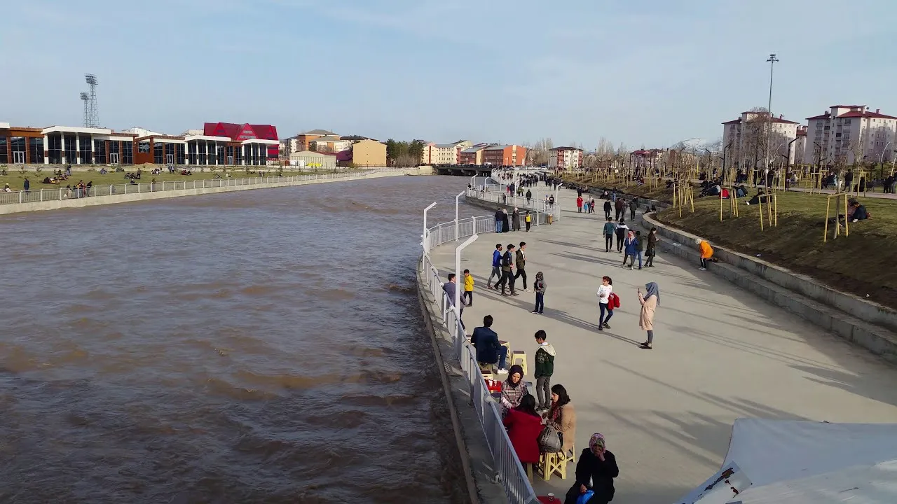 AĞRI MİLLET BAHÇESİ YAPIM İŞİ